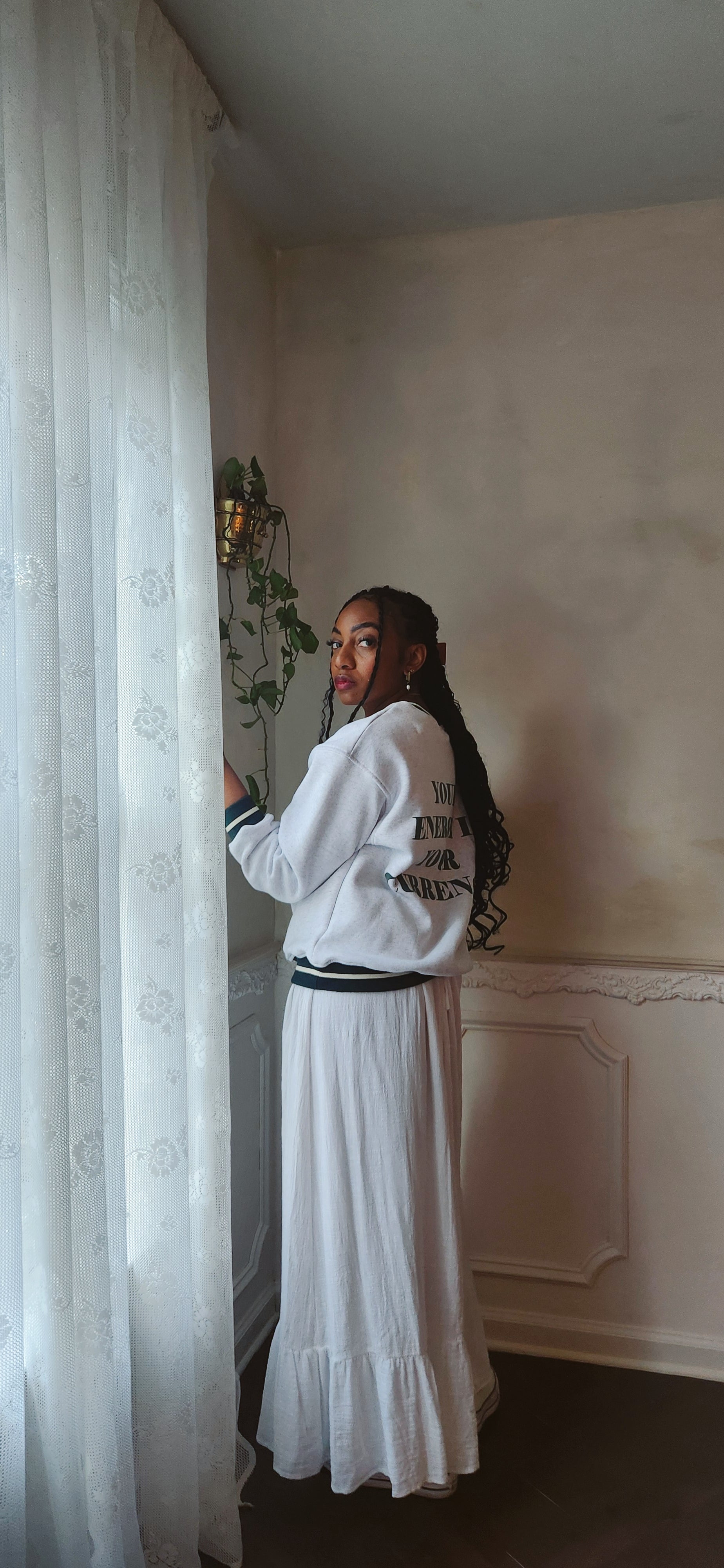 Be Well Graphic Pullover