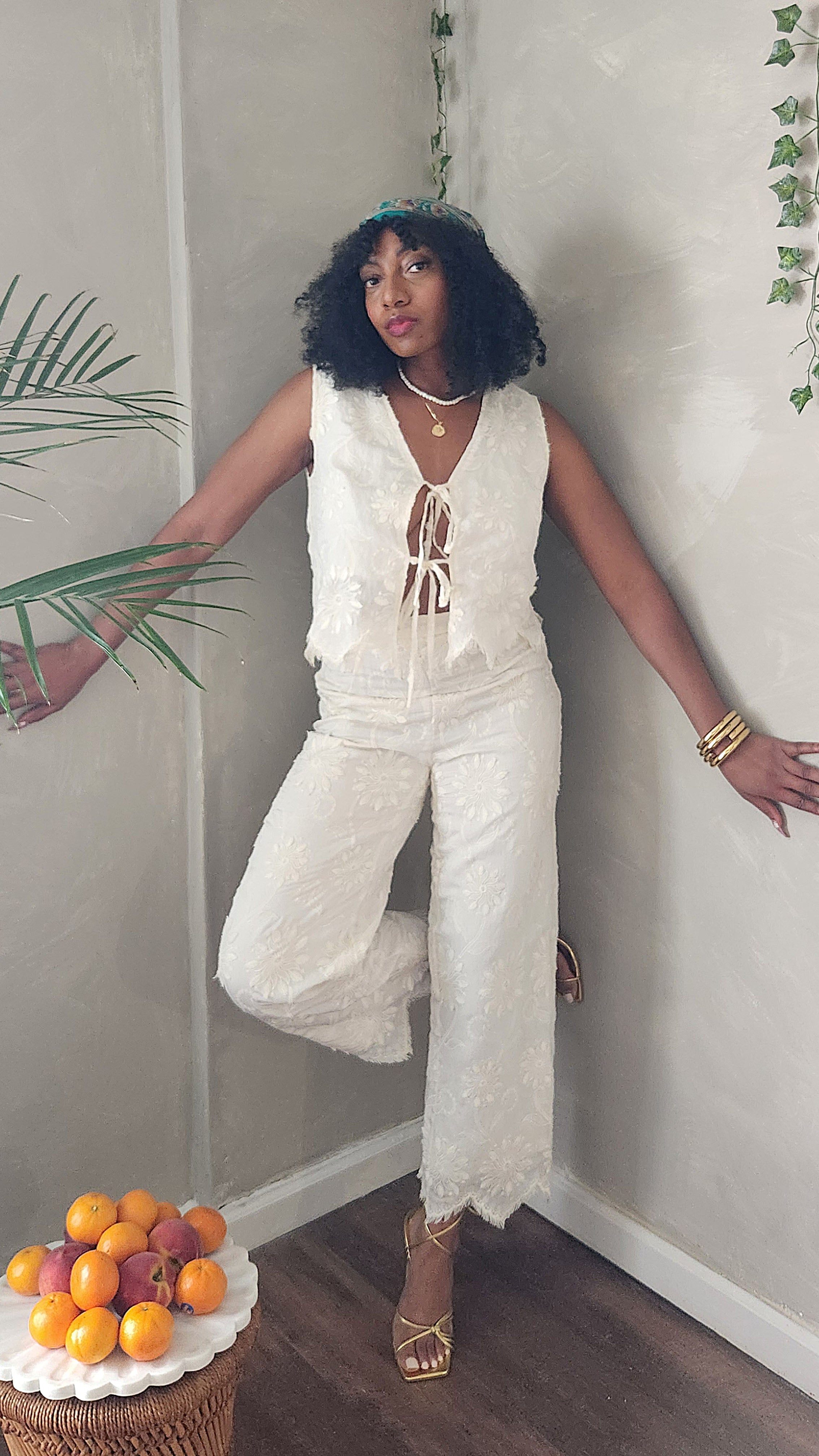 Hana Ebroidered Front Tie Top