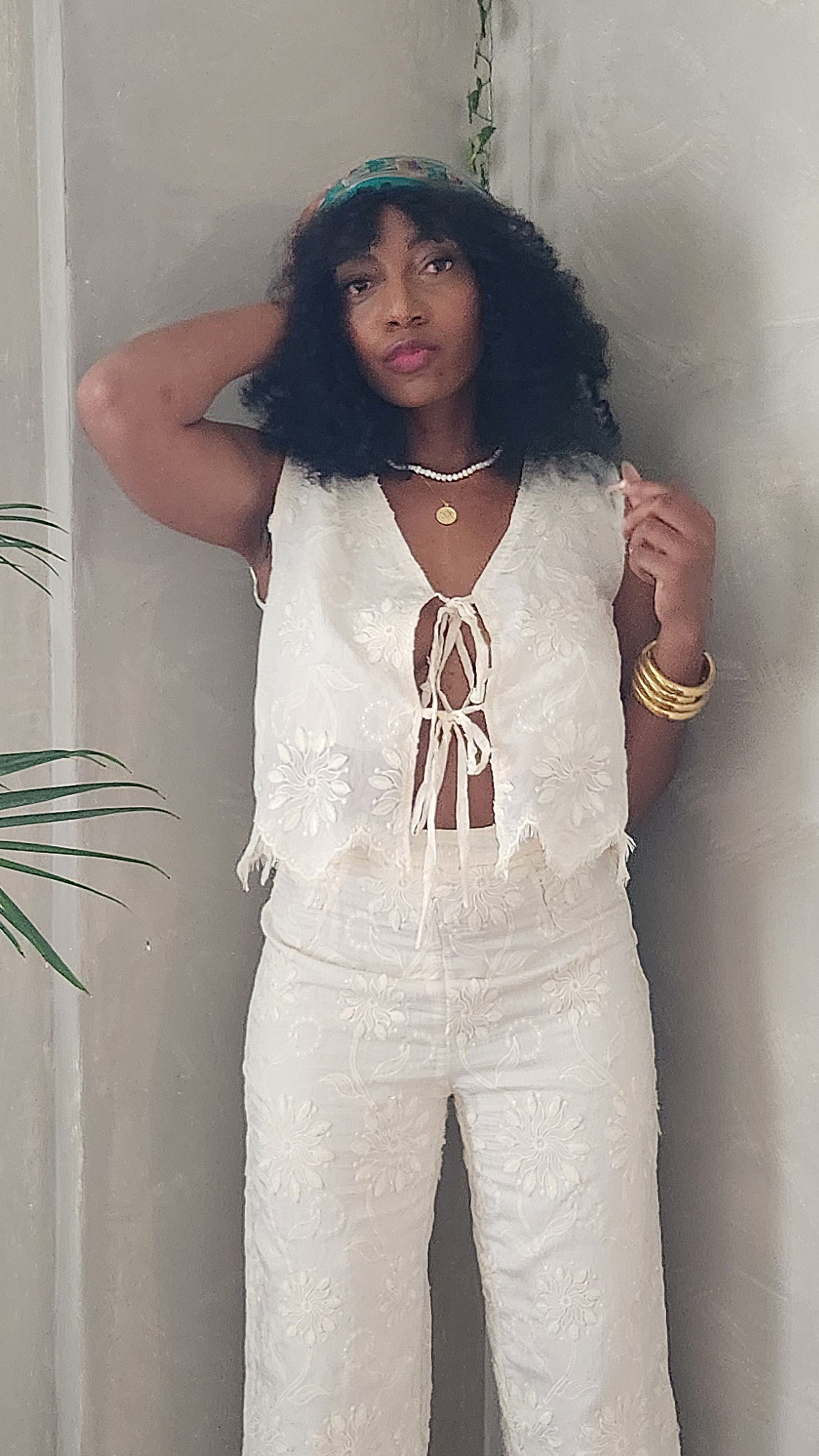 Hana Ebroidered Front Tie Top