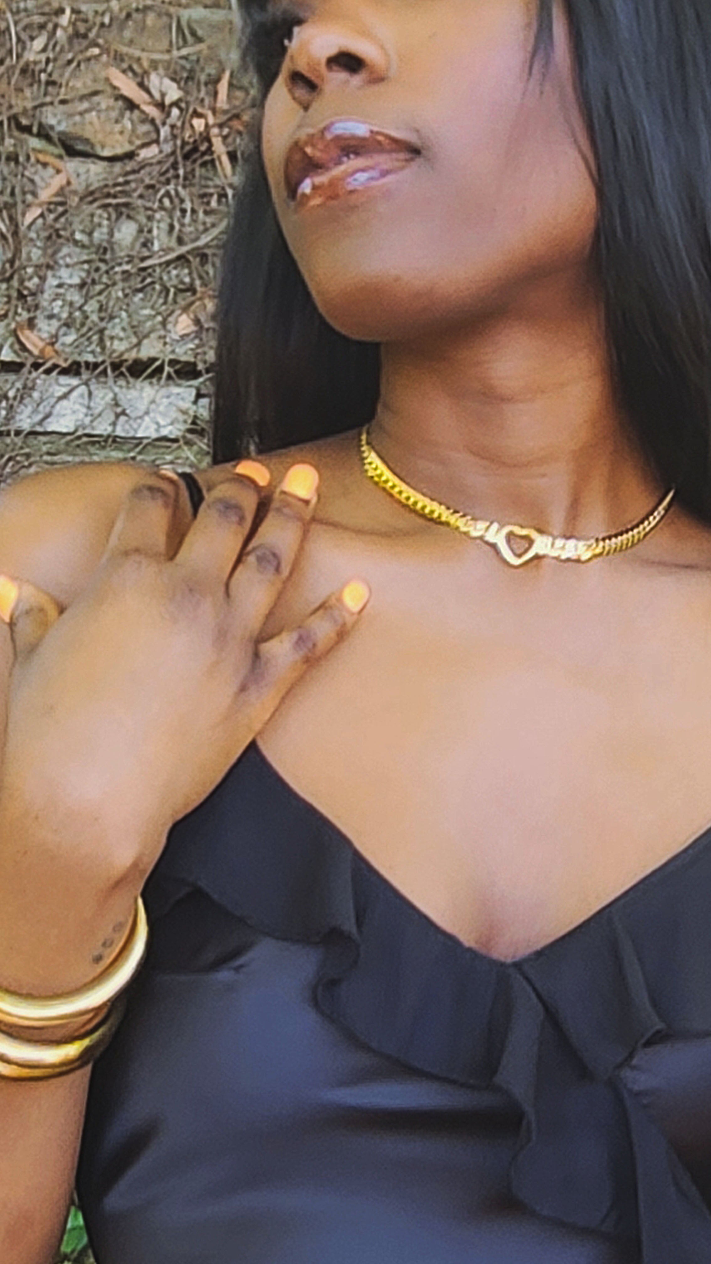 Heart it. Mean it. Choker necklace