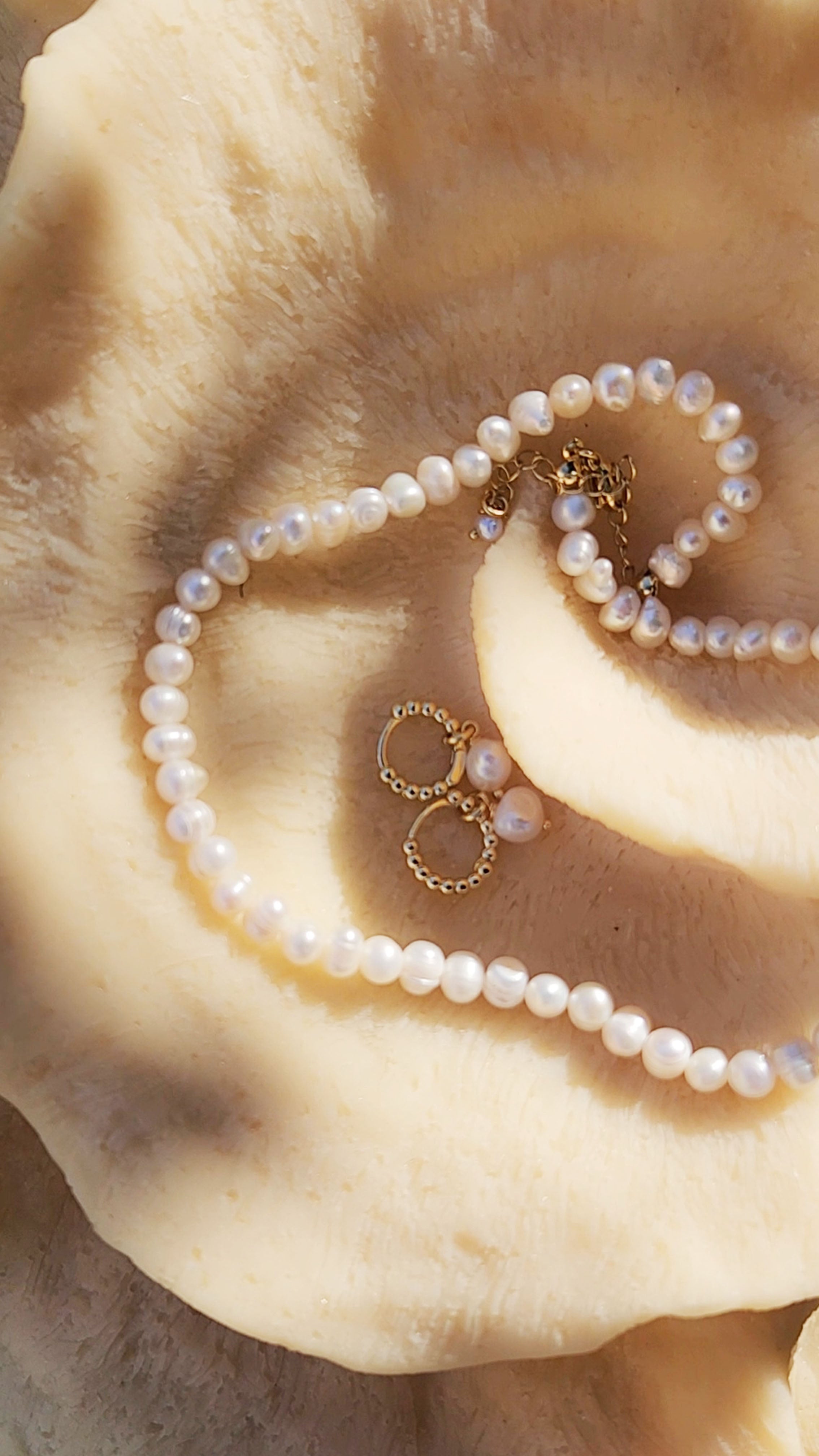 Cassie Pearl Necklace