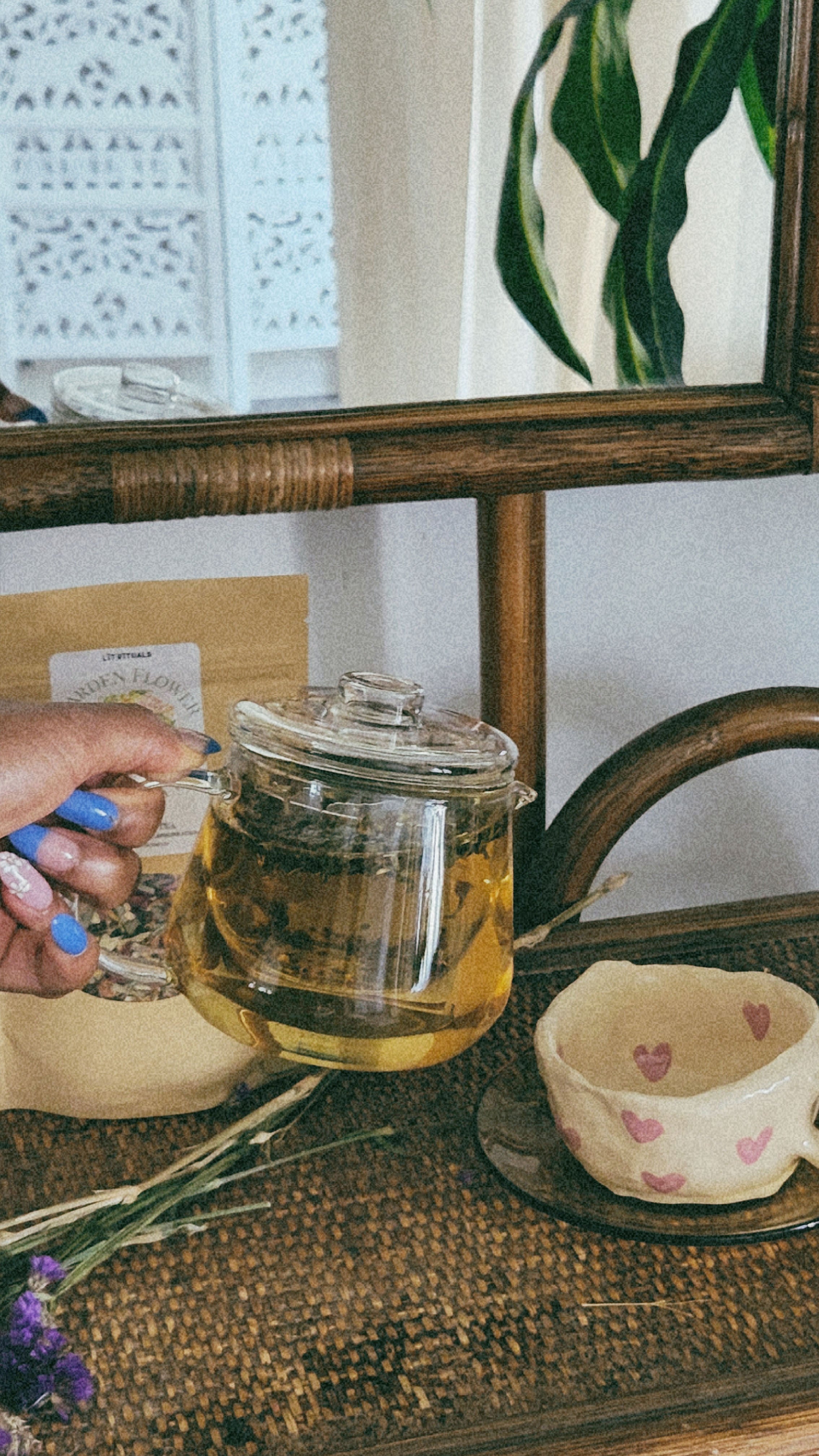 Looking Glass Clear Teapot